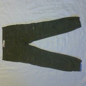 Levi's Camo Cargo Denim Joggers 18